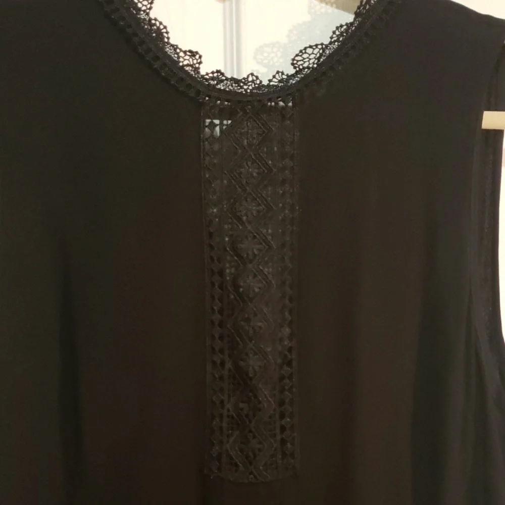 Jumpsuit - Picture 2 of 8